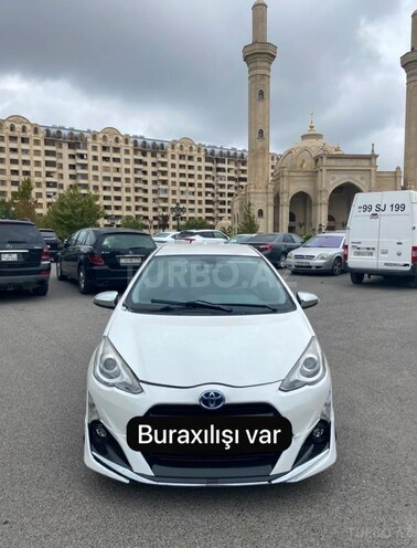 Toyota Aqua 2017, 264,000 km - 1.5 l - Bakı