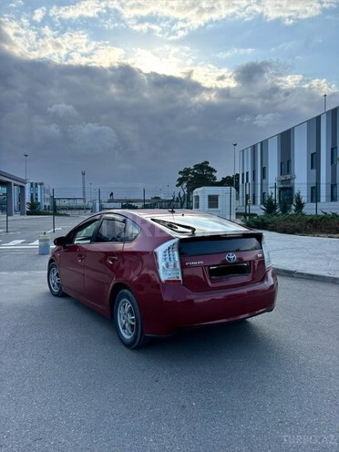 Toyota Prius 2010, 300,000 km - 1.8 l - Xudat