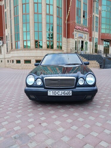 Mercedes E 230 1997, 488,395 km - 2.3 л - Şirvan