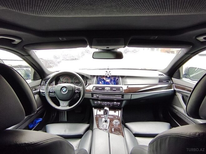 BMW  2010, 203,000 km - 2.0 l - Bakı