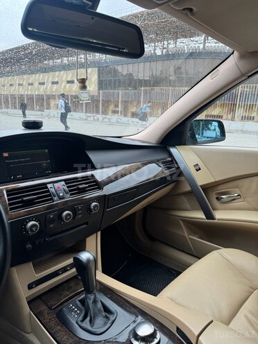 BMW 525 2004, 258,000 km - 3.0 л - Bakı