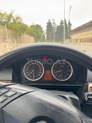 BMW 525 2004, 258,000 km - 3.0 л - Bakı