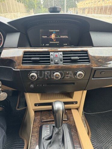 BMW 525 2004, 258,000 km - 3.0 л - Bakı