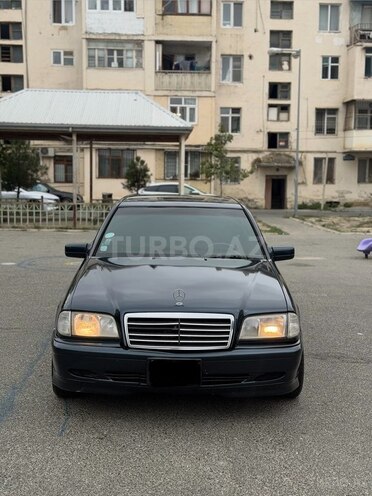 Mercedes C 200 2000, 410,000 km - 2.0 l - Bakı