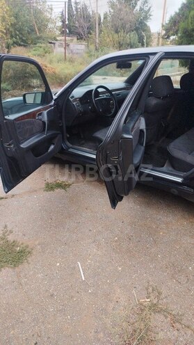 Mercedes E 240 1998, 370,000 km - 2.4 l - Bakı