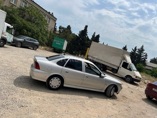 Opel Vectra 1999, 240,000 km - 1.8 l - Bakı