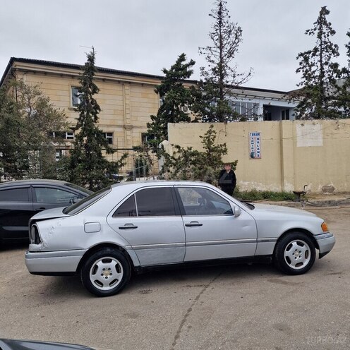 Mercedes C 180 1997, 321,575 km - 1.8 l - Bakı