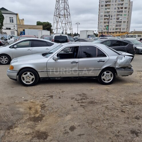 Mercedes C 180 1997, 321,575 km - 1.8 l - Bakı