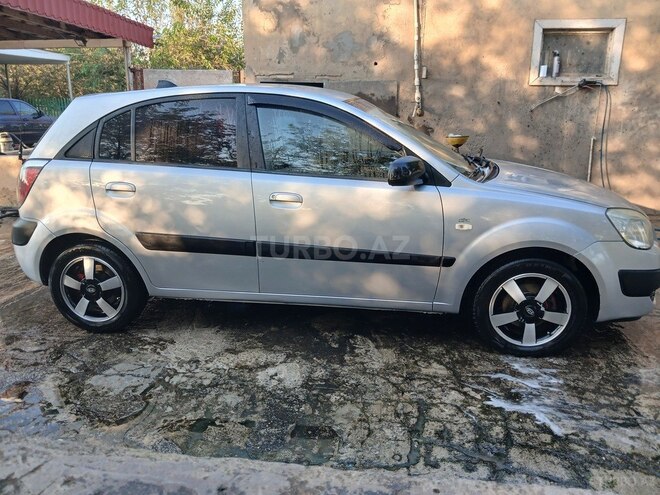 Kia Rio 2005, 250,000 km - 1.6 л - Ağcabədi