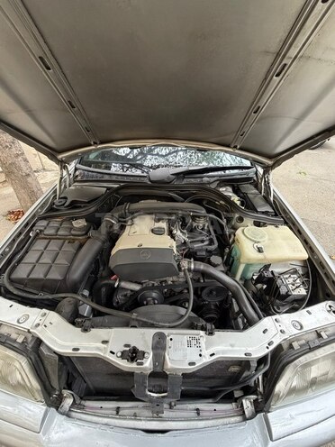 Mercedes C 180 1999, 580,000 km - 1.8 l - Bakı