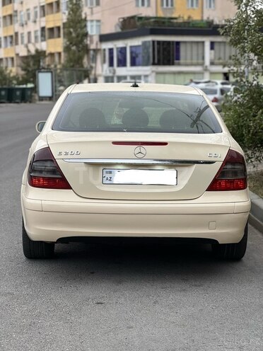 Mercedes E 220 2005, 400,000 km - 2.2 л - Bakı