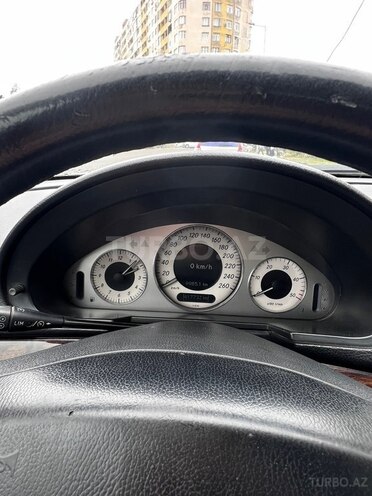 Mercedes E 220 2005, 400,000 km - 2.2 л - Bakı
