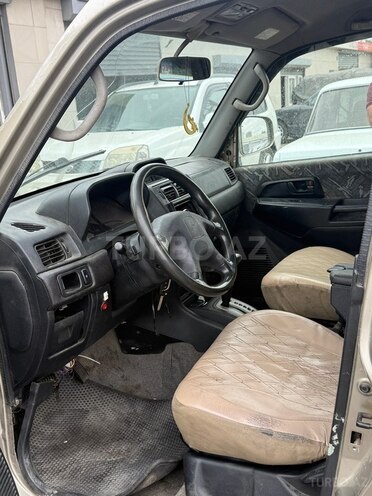 Mitsubishi Pajero io 1999, 214,168 km - 1.8 l - Sumqayıt