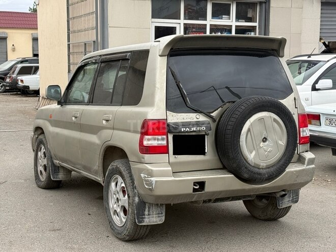 Mitsubishi Pajero io 1999, 214,168 km - 1.8 l - Sumqayıt
