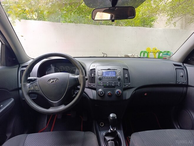 Hyundai i30 2010, 317,000 km - 1.4 l - Bakı