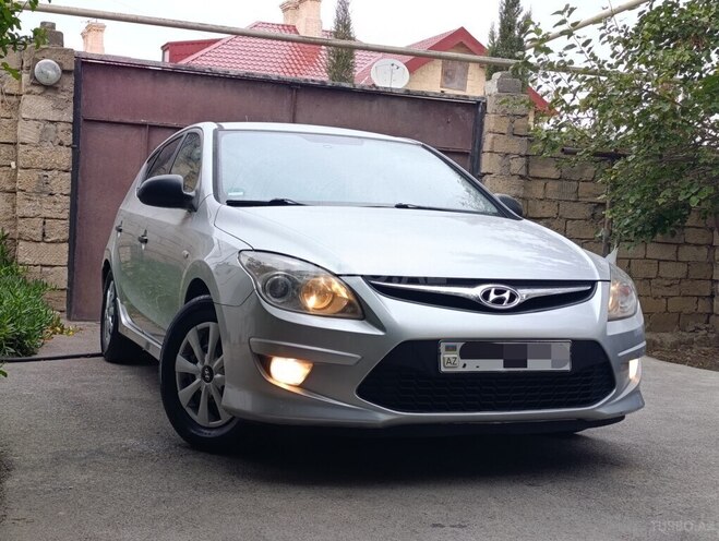 Hyundai i30 2010, 317,000 km - 1.4 l - Bakı