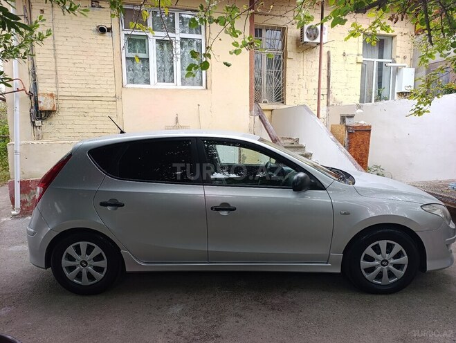 Hyundai i30 2010, 317,000 km - 1.4 l - Bakı