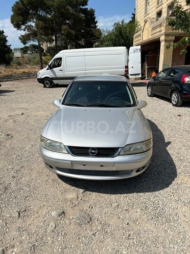 Opel Vectra 1999, 240,000 km - 1.8 l - Bakı