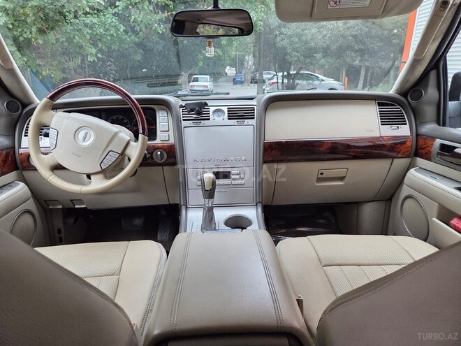 Lincoln Navigator 2004, 298,000 km - 5.4 l - Bakı