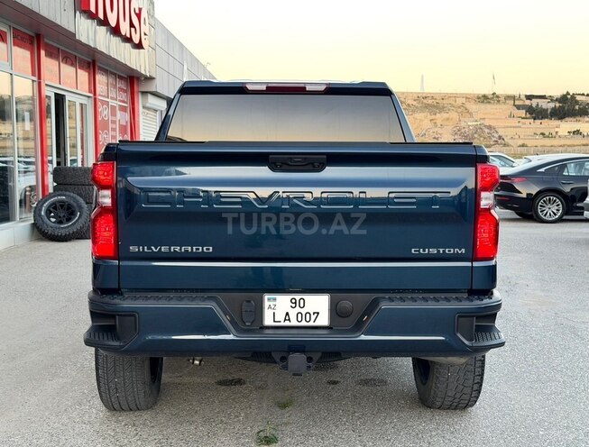 Chevrolet Silverado 2023, 12,500 km - 2.7 l - Bakı