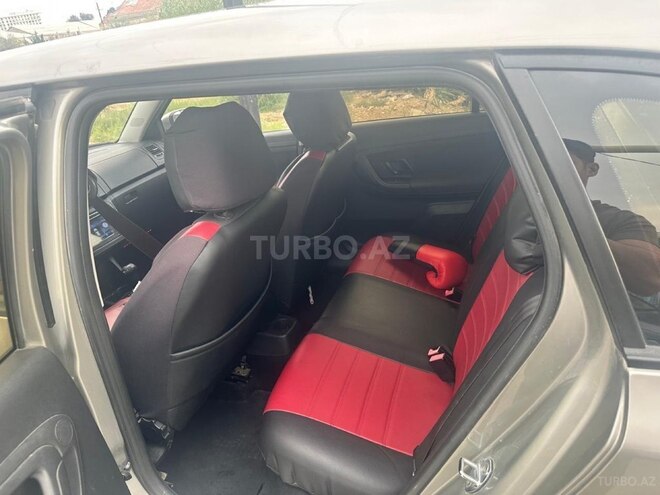 Skoda Fabia 2012, 300,000 km - 1.6 л - Bakı