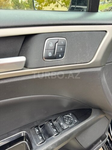 Ford Fusion (North America) 2015, 111,888 km - 1.5 l - Sumqayıt