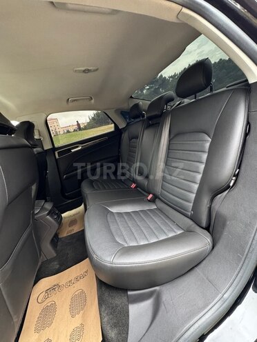 Ford Fusion (North America) 2015, 111,888 km - 1.5 l - Sumqayıt