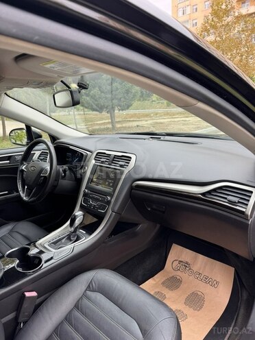 Ford Fusion (North America) 2015, 111,888 km - 1.5 l - Sumqayıt