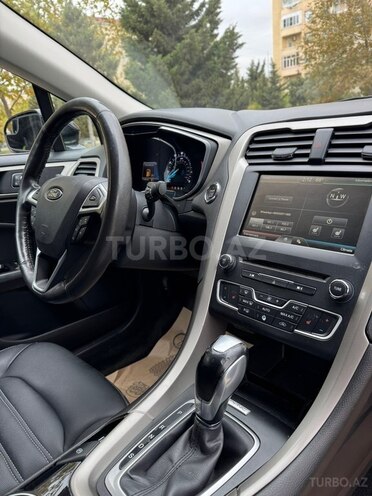 Ford Fusion (North America) 2015, 111,888 km - 1.5 l - Sumqayıt