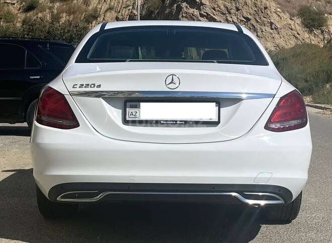 Mercedes C 220 d 2016, 170,000 km - 2.1 l - Bakı