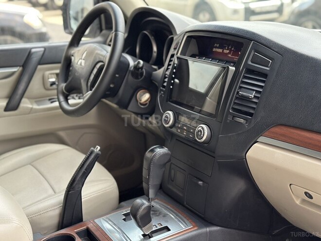 Mitsubishi Pajero 2008, 198,000 km - 3.0 l - Xırdalan