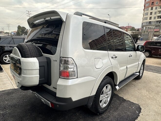 Mitsubishi Pajero 2008, 198,000 km - 3.0 l - Xırdalan