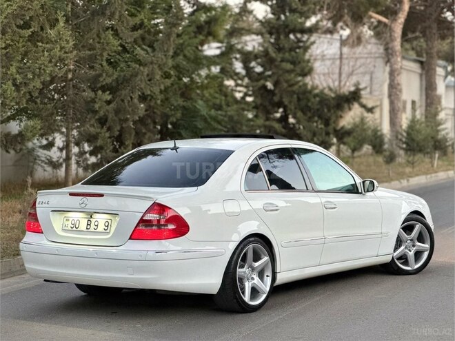 Mercedes E 240 2003, 282,000 km - 2.6 л - Bakı