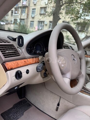 Mercedes E 240 2003, 282,000 km - 2.6 л - Bakı