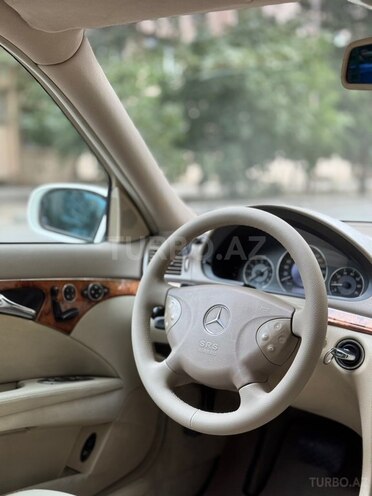 Mercedes E 240 2003, 282,000 km - 2.6 л - Bakı