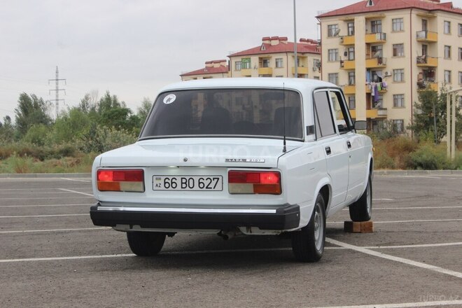 LADA (VAZ) 2107 2008, 82,560 km - 1.6 l - Yevlax