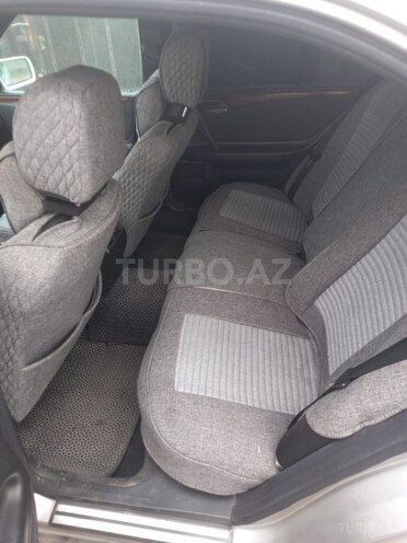 Mercedes E 220 1996, 300,000 km - 2.2 l - Sumqayıt