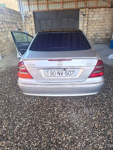 Mercedes E 220 2003, 360,000 km - 2.2 л - Bakı