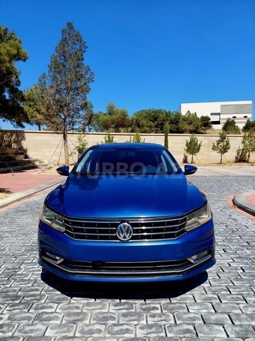 Volkswagen Passat 2016, 144,000 km - 1.8 л - Bakı