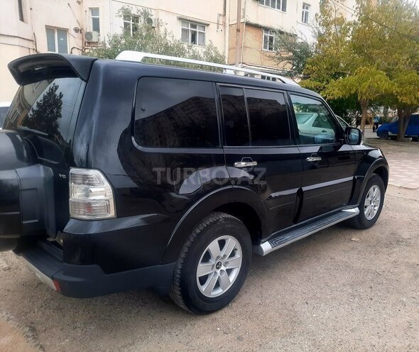 Mitsubishi Pajero 2008, 465,000 km - 3.0 л - Xırdalan