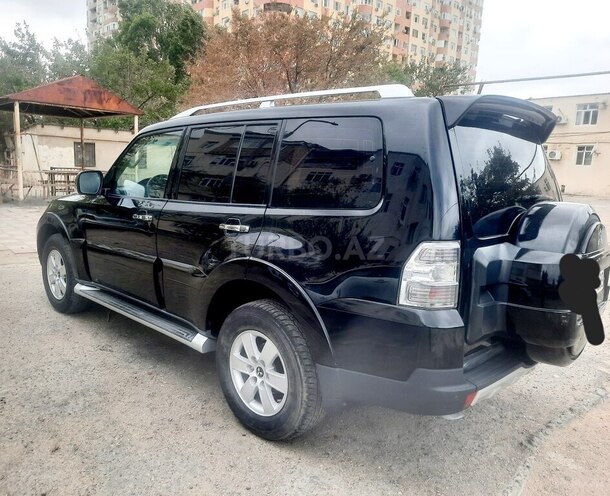 Mitsubishi Pajero 2008, 465,000 km - 3.0 л - Xırdalan