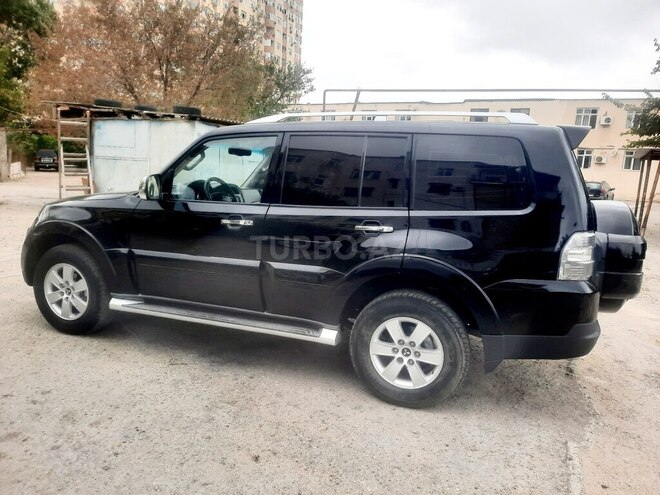 Mitsubishi Pajero 2008, 465,000 km - 3.0 л - Xırdalan