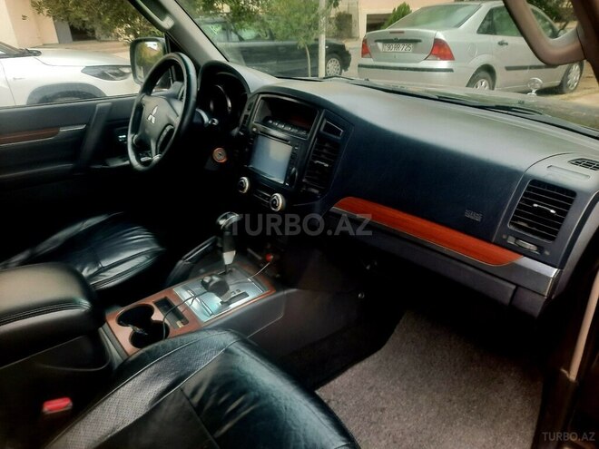 Mitsubishi Pajero 2008, 465,000 km - 3.0 л - Xırdalan