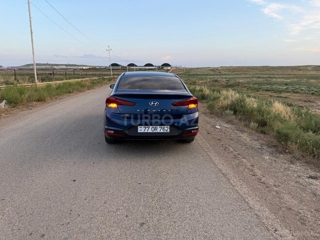Hyundai Elantra 2019, 70,000 km - 2.0 л - Bakı