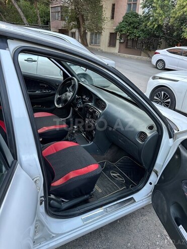 Hyundai Elantra 1996, 638,000 km - 2.0 l - Bakı