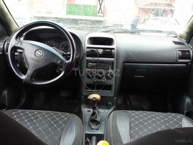 Opel Astra 1998, 262,300 km - 2.0 л - Qax