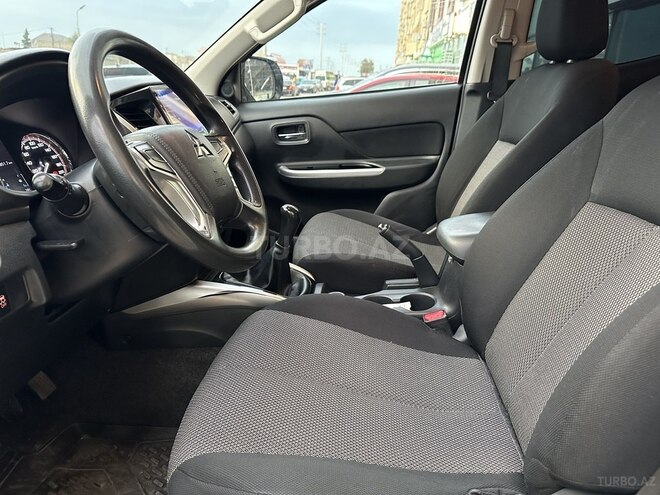 Mitsubishi L200 2023, 68,000 km - 2.4 l - Xırdalan
