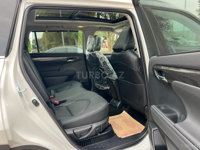 Toyota Highlander 2025, 1,452 km - 2.5 l - Lənkəran