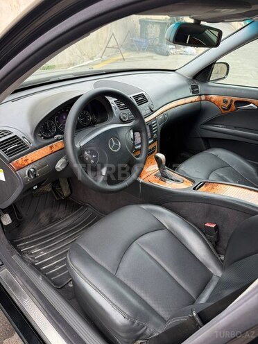 Mercedes E 320 4MATIC 2004, 248,000 km - 3.2 l - Bakı