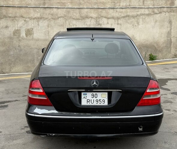 Mercedes E 320 4MATIC 2004, 248,000 km - 3.2 l - Bakı